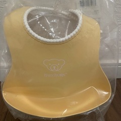 ベビービョルン　ハイチェア+エプロン
の画像