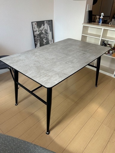 【美品・格安】高級感ある石目調ダイニングテーブル