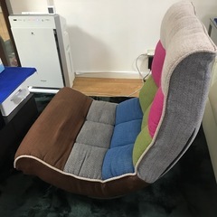 ⭐️⭐️回美品回転座椅子⭐️⭐️
の画像