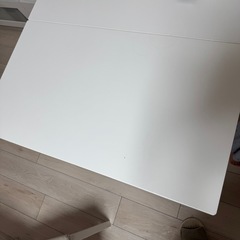 お約束済み⚠️IKEA ダイニングテーブル　ホワイトの画像