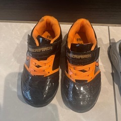まとめ売り！キッズスニーカー　4足！の画像