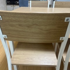 【取引中/受付停止】テーブルの画像