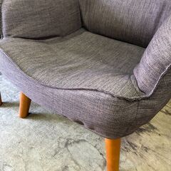 【ジャングルジャングル深井店】★椅子 ブラウン チェア イス 茶 家具 堺市（中区 堺区 東区 西区 南区 北区）和泉市 河内長野市 富田林市 松原市 狭山市 深井 【FU2547】の画像