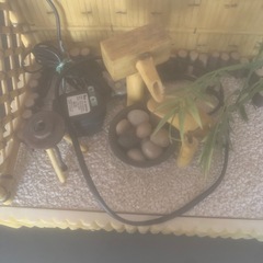 和風庭園 日本庭園 ポンプ式 ミニチュア 箱庭　ライト付き 置物の画像
