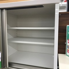 【27】食器棚の画像
