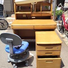 学習机　　　中古品　　　いい品です Amazon.co.jp: Gamadas 学習机 勉強机 日本製 完成品 デスク