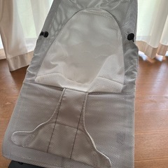 【8月末まで】ベビービョルン　バウンサー　メッシュ素材の画像