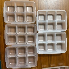 離乳食フリージング容器まとめ売り（リッチェル、西松屋等）の画像