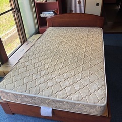 セミダブルベッド&マットレスの画像