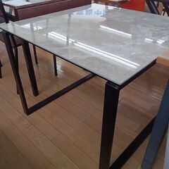 値下げしました！★リユースのサカイつくば店★TK6058 ニトリ セラミックダイニングテーブル ストーングレー H70×D85×W85 クリーニング済みの画像