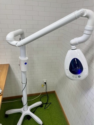 シャリオン製 ホワイトニング機器【WHITENING NET】 シャリオン社製 セルフホワイトニング専用LED機器「WHITENING