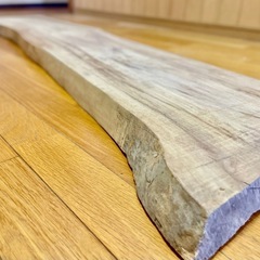 木材 一枚板 テーブル イス DIY 木の種類は分かりませんの画像