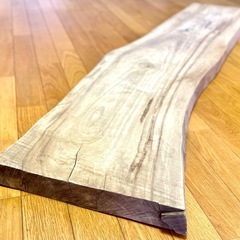 木材 一枚板 テーブル イス DIY 木の種類は分かりませんの画像