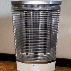 ダイキン　遠赤外線暖房機の画像
