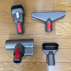 【中古】ダイソン掃除気（少々難あり）スタンドも一緒に差し上げます。の画像