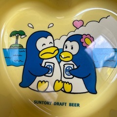 ハート型ペンギンイラスト洗面器の画像