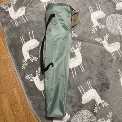 未使用　アーム付きスリムチェアの画像