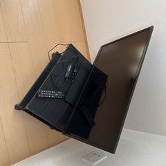 テレビ　TOSHIBA 32型　テレビ台付き