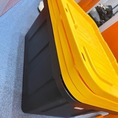 プラスチック収納ボックス3個まとめ取引の画像