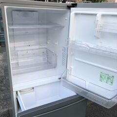 2017年製　AQUA アクア 冷蔵庫(272L・右開き)  AQR-271Fの画像