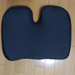 低反発クッション 骨盤サポート 姿勢矯正の画像