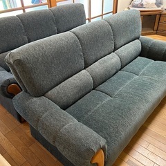 無料‼️3人掛けソファ×2の画像