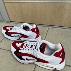 スニーカー　　NIKE  27.5cmの画像
