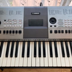 YAMAHAキーボード（PSR E413）の画像