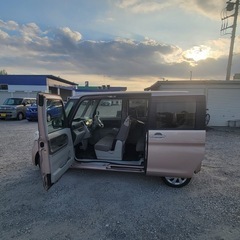 ダイハツタントの画像