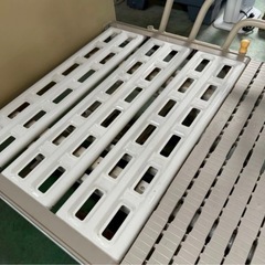 介護ベッド ベット 電動 折りたたみ リモコン付き 動作確認済 電動リクライニング パラマウントベッド の画像