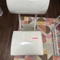 椅子ニトリの画像