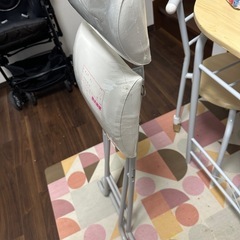 椅子ニトリの画像