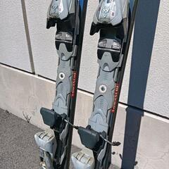 スキー、スキーブーツの画像
