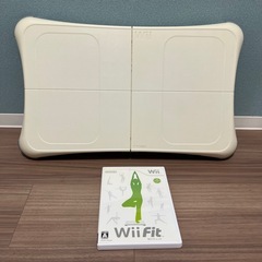 Wii本体　Wii Fitセットの画像