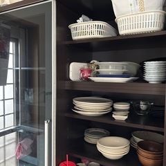 食器棚の画像