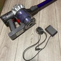 Dyson🔴コードレス掃除機の画像