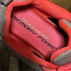 SKECHERS ウォーキングスニーカーの画像