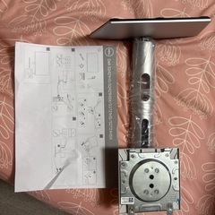 DELL モニタースタンドの画像