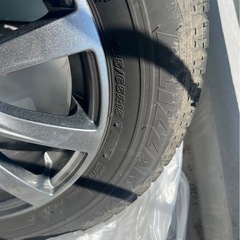日産ノート スタッドレスタイヤの画像