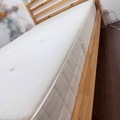 セミダブルベッド＋マットレスの画像