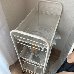 収納ワゴン