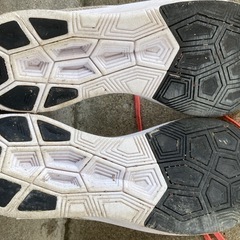 NIKEシューズグレーの画像