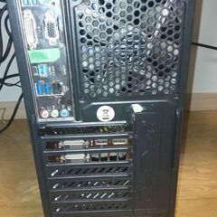旧型ゲーミングPC（通常使用も可）の画像