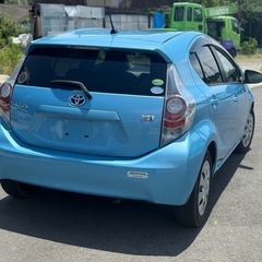 トヨタ アクア 平成２４年 走行距離2万キロ 車検２年間 プッシュスタートの画像