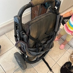 joie ベビーカー レインカバー付きの画像