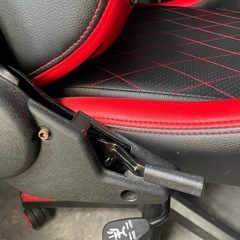 ゲーミングチェア&デスク8月末まで早い者勝ち　の画像