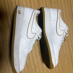 NIKE AIR force107 28.5cm
の画像