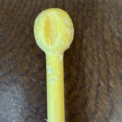 カラフルな鉄琴、キャスター付きの画像