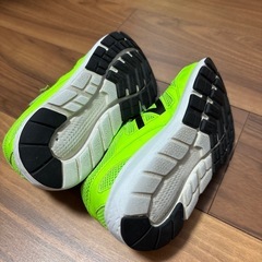 ニューバランス　キッズ　靴　21cmの画像