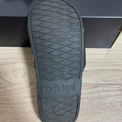 adidas サンダル ブラックの画像